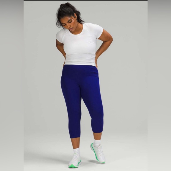 Swift speed high rise crop 21” in larkspur blue size 14 - Picture 6 of 9